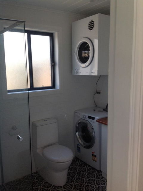 Hideaway Holiday Apartments - Your Accommodation 6