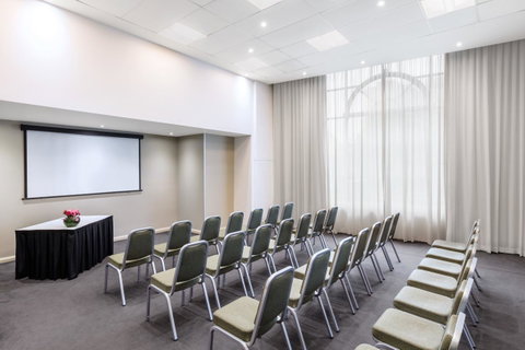 Adina Apartment Hotel Sydney Central - Your Accommodation 14