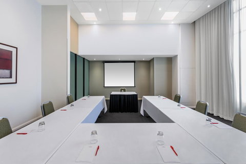 Adina Apartment Hotel Sydney Central - Your Accommodation 13