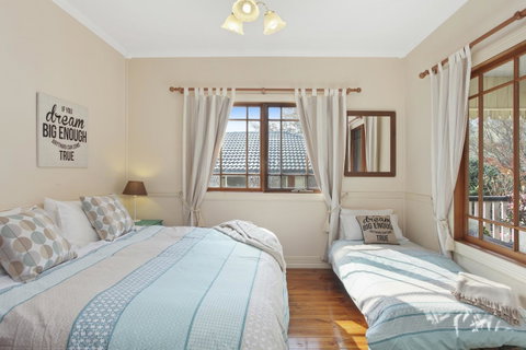 Allegra Cottage Of Leura - Your Accommodation 7