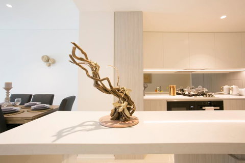 Newly Settled Three Bedrooms Apartment In CBD - Your Accommodation 2