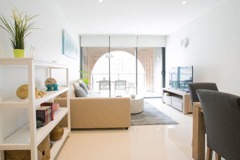 Newly Settled Three Bedrooms Apartment In CBD - Your Accommodation 0