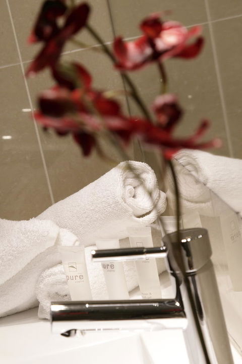 Carlyle Suites & Apartments - Your Accommodation 21