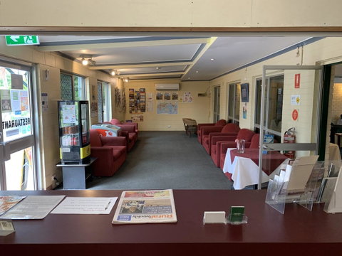 Pine Tree Motel - Your Accommodation 36
