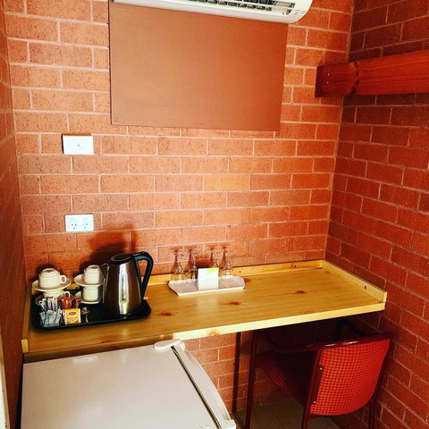 Pine Tree Motel - Your Accommodation 29