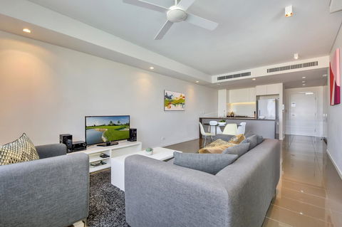 Astra Apartments Darwin - Your Accommodation 9