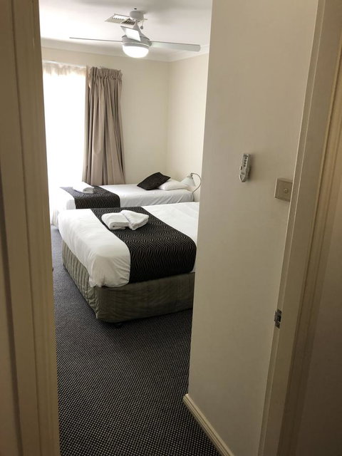 Beaches Serviced Apartments - Your Accommodation 4