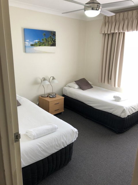 Beaches Serviced Apartments - Your Accommodation 13