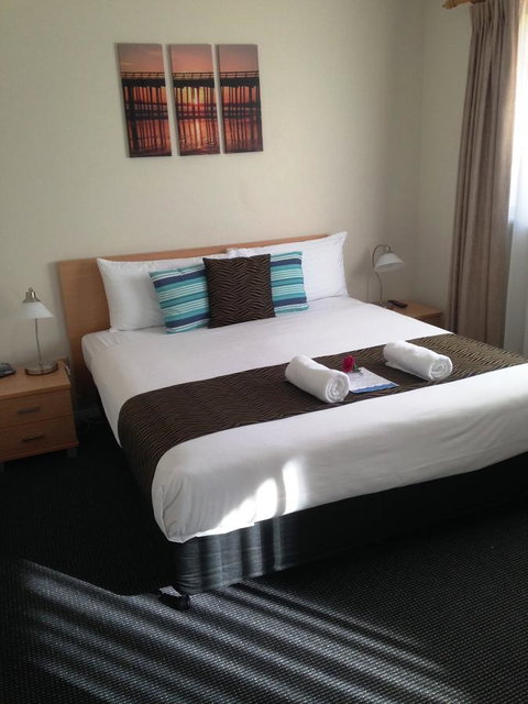 Beaches Serviced Apartments - Your Accommodation 40
