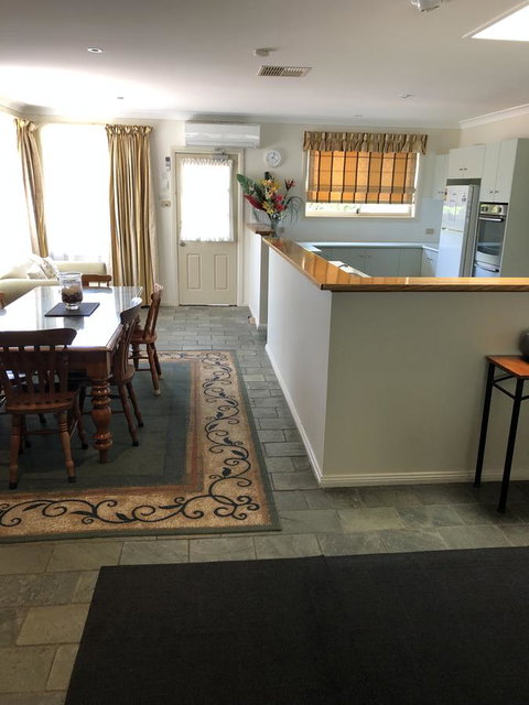 Beaches Serviced Apartments - Your Accommodation 5