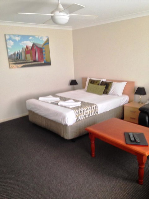 Beaches Serviced Apartments - Your Accommodation 36
