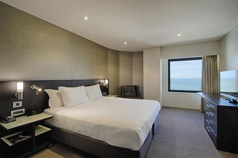 Hilton Darwin - Your Accommodation 13