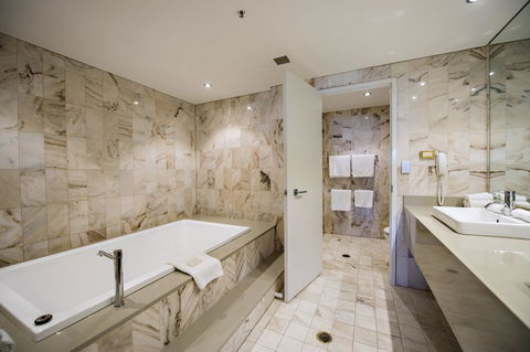 Hilton Darwin - Your Accommodation 35