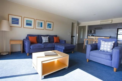 Corrigans Cove - Your Accommodation 6