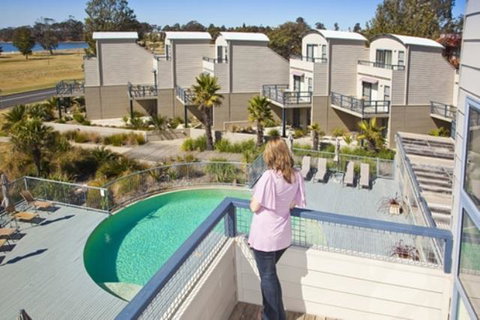 Corrigans Cove - Your Accommodation 12