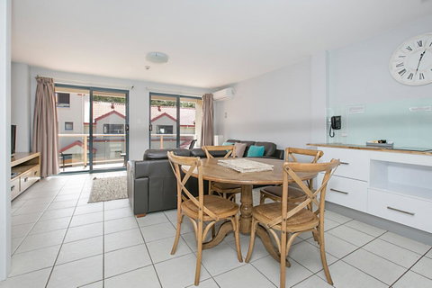 Nelson Bay Breeze - Your Accommodation 12