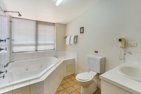 Nelson Bay Breeze - Your Accommodation 27