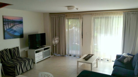 Nelson Bay Breeze - Your Accommodation 7