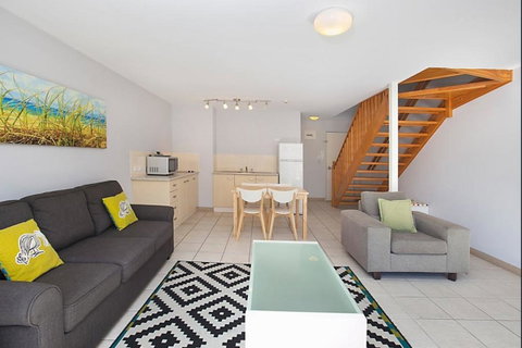 Nelson Bay Breeze - Your Accommodation 18