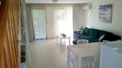 Nelson Bay Breeze - Your Accommodation 6