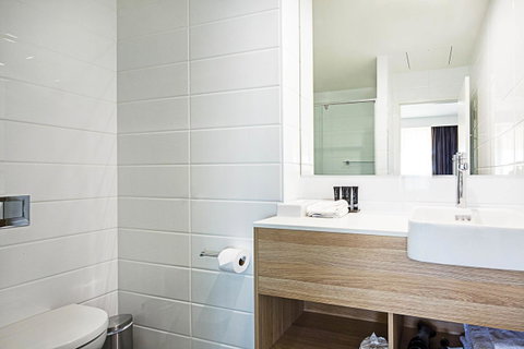 Mantra MacArthur Hotel - Your Accommodation 17