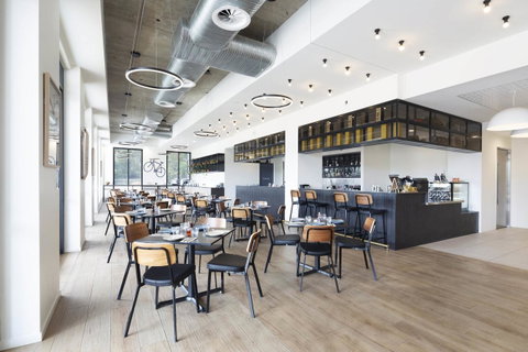 Mantra MacArthur Hotel - Your Accommodation 38