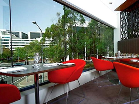 Novotel Canberra - Your Accommodation 14