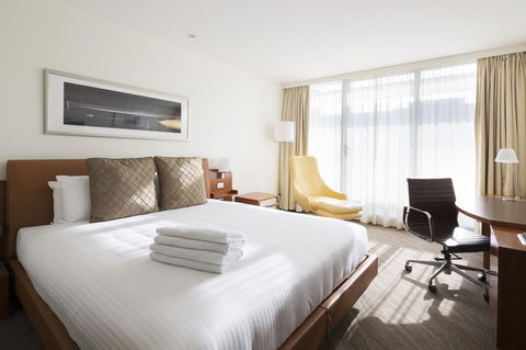 Novotel Canberra - Your Accommodation 15
