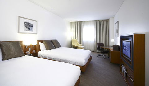 Novotel Canberra - Your Accommodation 19