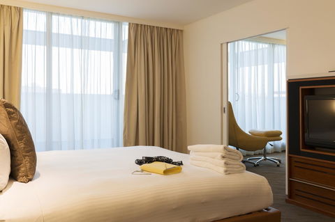 Novotel Canberra - Your Accommodation 40