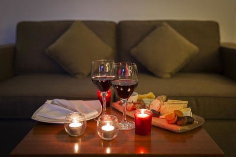 Novotel Canberra - Your Accommodation 41
