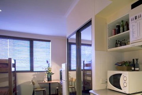 Madison Capital Executive Apartments - Your Accommodation 3