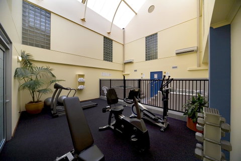 Madison Capital Executive Apartments - Your Accommodation 6
