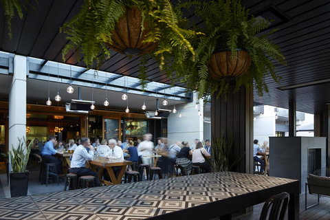 Burbury Hotel - Your Accommodation 20