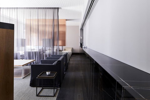 Burbury Hotel - Your Accommodation 12