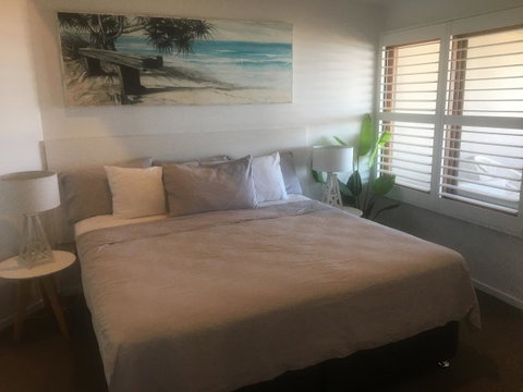 Lennox Holiday Apartments - Your Accommodation 23