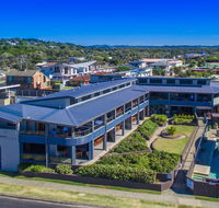 Lennox Holiday Apartments - Your Accommodation