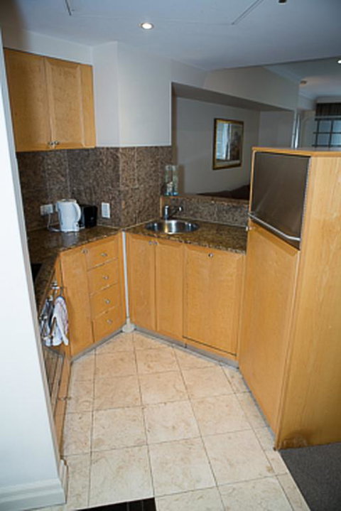 Bond 512 - Your Accommodation 3