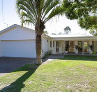 Bonito' 26 Bonito Street - pet friendly housewith aircon - Your Accommodation