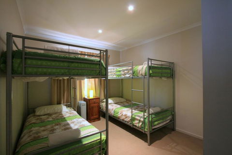 Boronia 6/30 Nettin Circuit - Your Accommodation 1