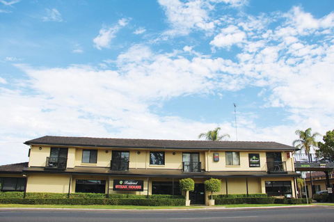 Boulevard Motor Inn - Your Accommodation 0