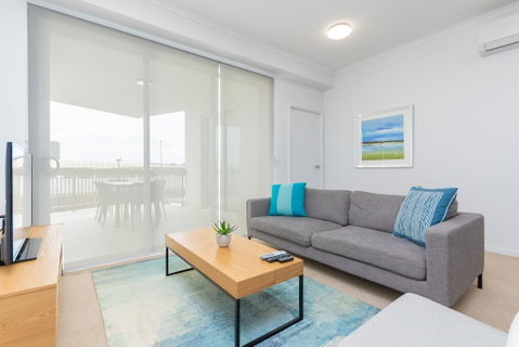 Boulevard North Lakes - Your Accommodation 1