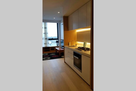 Box Hill Sky One - Your Accommodation 2