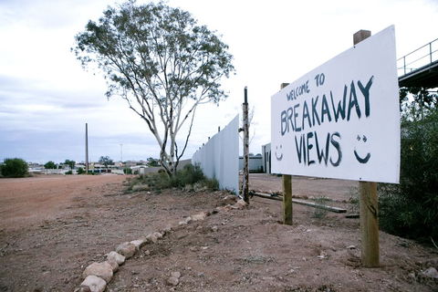 Breakaway Views Lia Place - Your Accommodation 0
