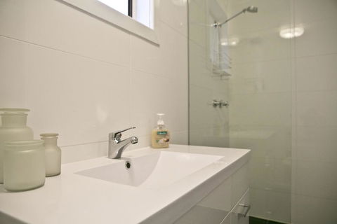 Breakaway Views Lia Place - Your Accommodation 3