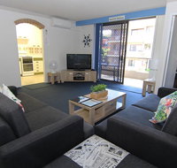 Breakers 10 - Main Beach Location - Your Accommodation