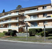 Breakers 8 - Main Beach Location - Your Accommodation