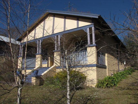 Brigalow Cottage - Your Accommodation 0