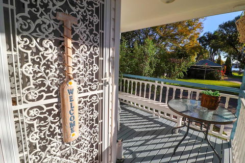 Bromyard Cottage - Your Accommodation 3