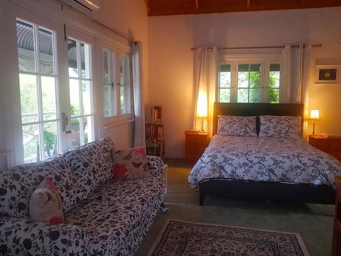 Brookvale House Balingup - Your Accommodation 1